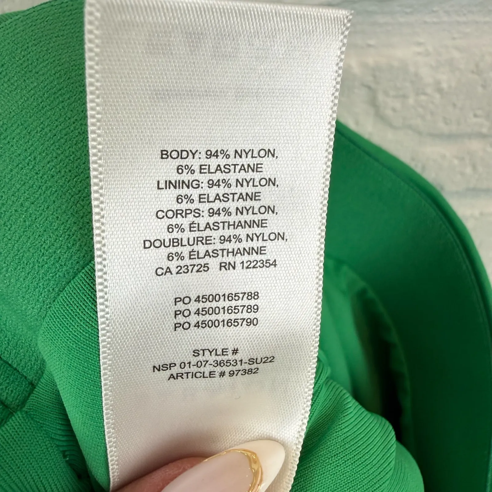 Babaton Aritzia Green Gehry Contour Ruched Skirt Pull on Size Medium - Image 6