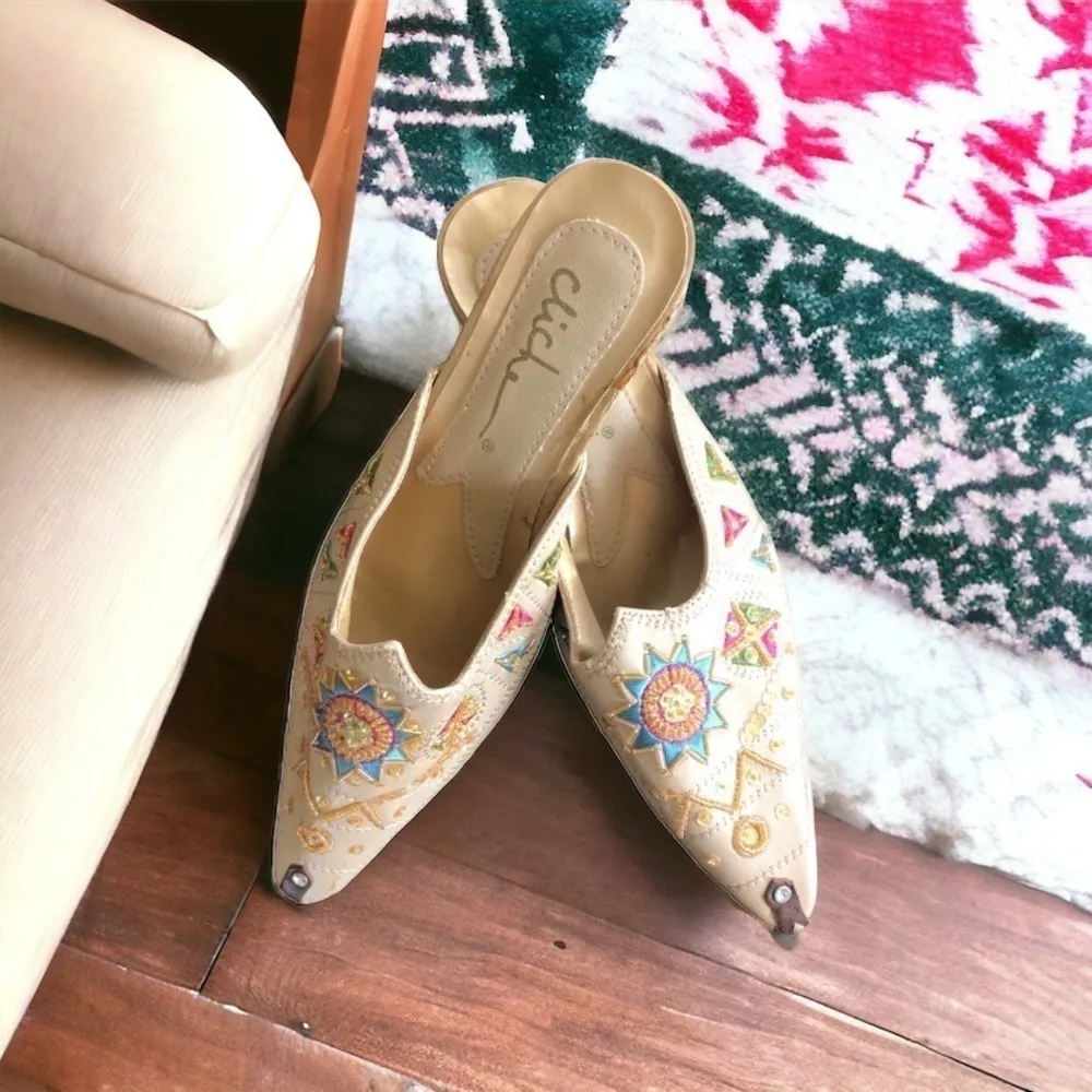 VTG Dubai Beaded Kitten Heel 40/8.5 - Image 2