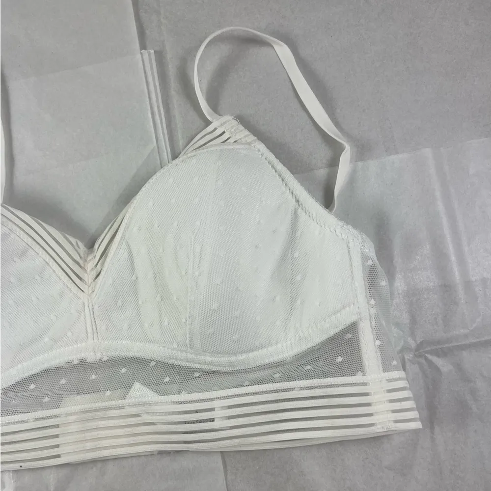 XL white no wire Polka dot retro bustier bra - Image 3