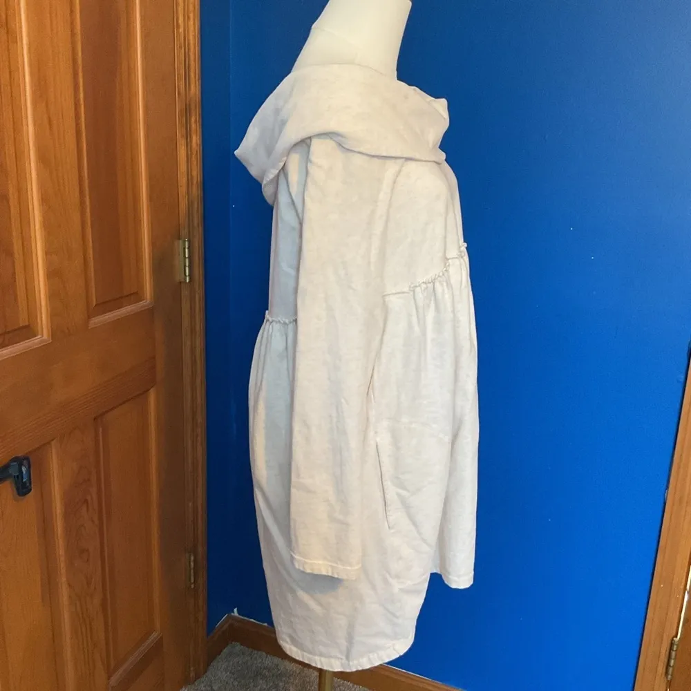 Anthropologie off the shoulder sweatshirt dress. Tan. Size XS - Image 2