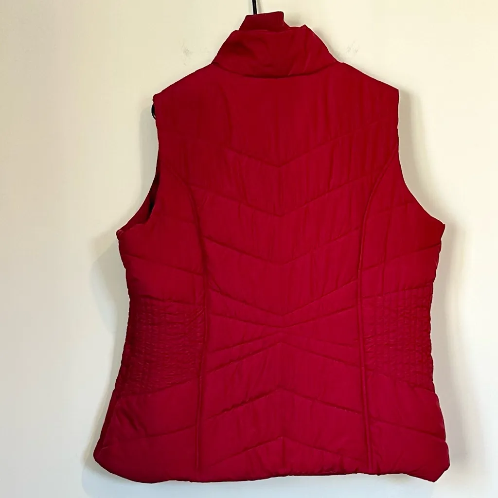 Avenue Vibrant Red Women's Quilted Puffer Vest - Size: 18/20 - Image 5