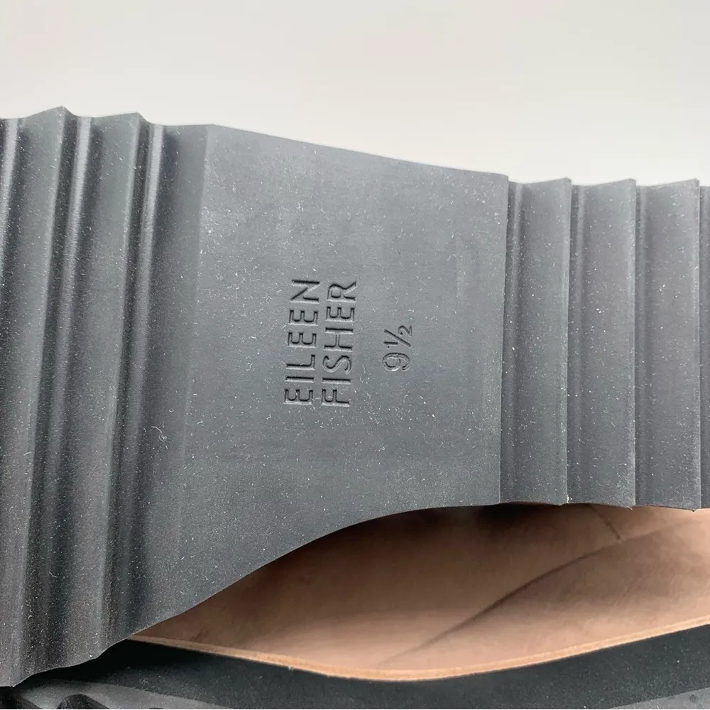 Eileen Fisher Caddy Nubuck Leather Chelsea Wedge Boot NWOB size 9.5 2490 - Image 9