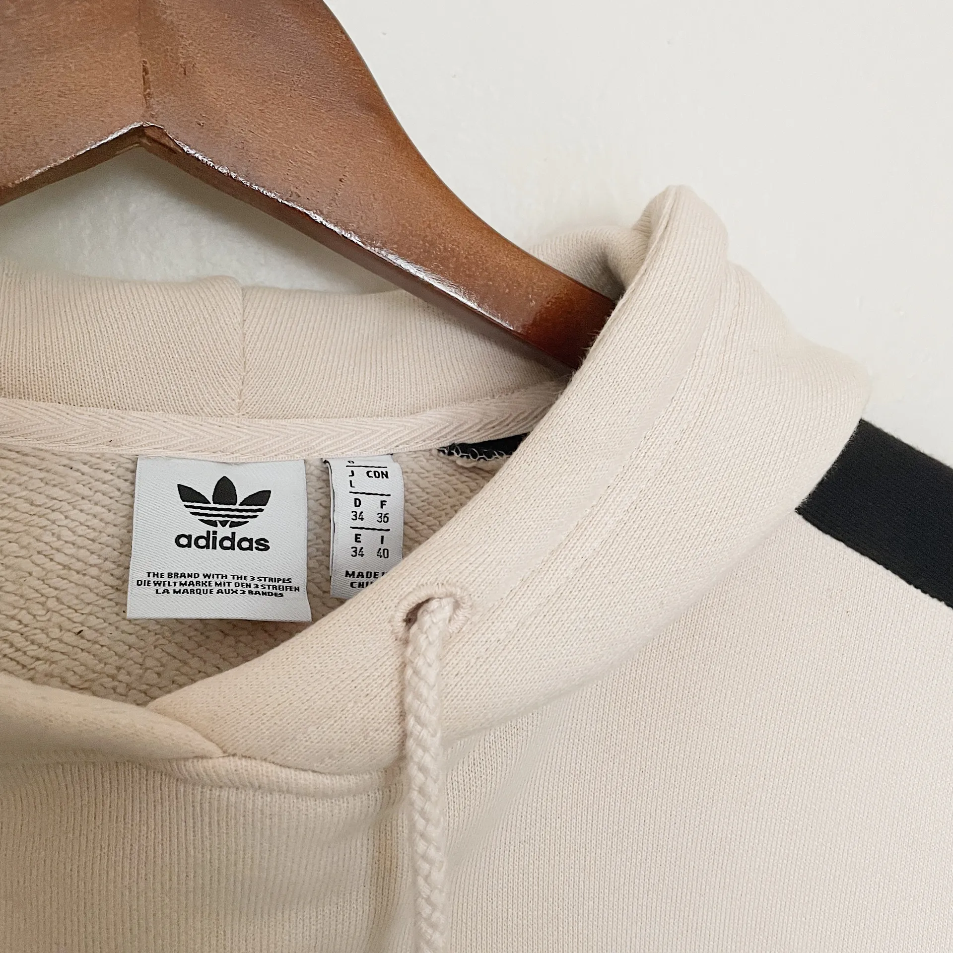 Originals Cotton Color Block Cropped Hoodie - Image 7