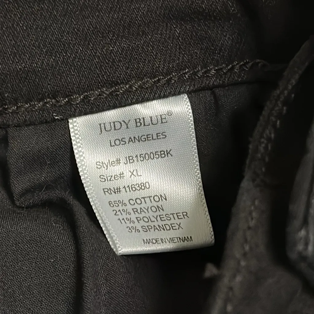 Judy‎ Blue High Rise Distressed Black Stretch Jean Shorts Size XL - Image 9