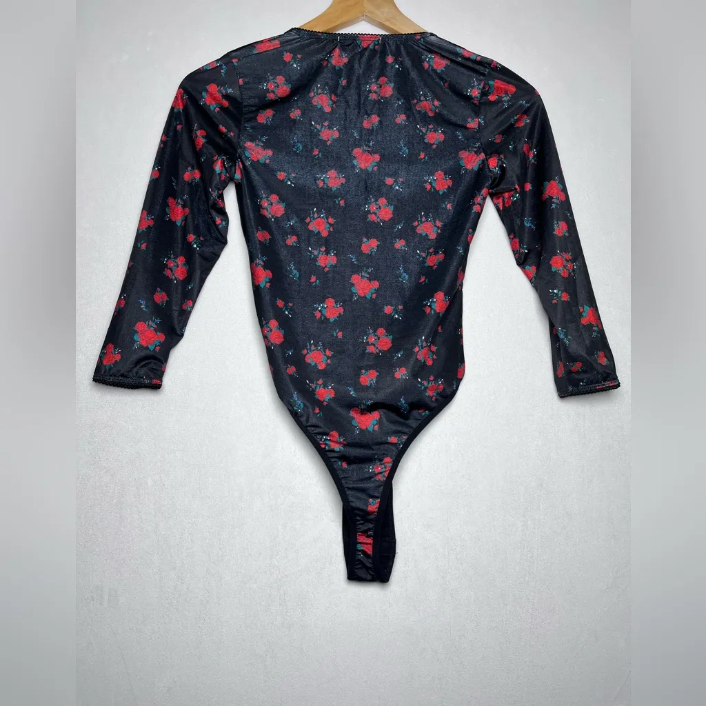 Dolls Kill Sugar Thrills Women’s NEW Floral Rose Long Sleeve Bodysuit Size S Black - Image 4