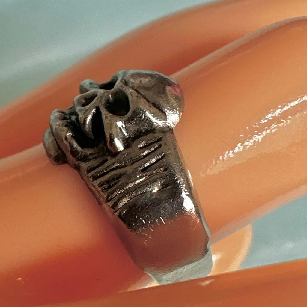Silver Tone Skull Ring Adjustable Biker Punk Goth - Image 3