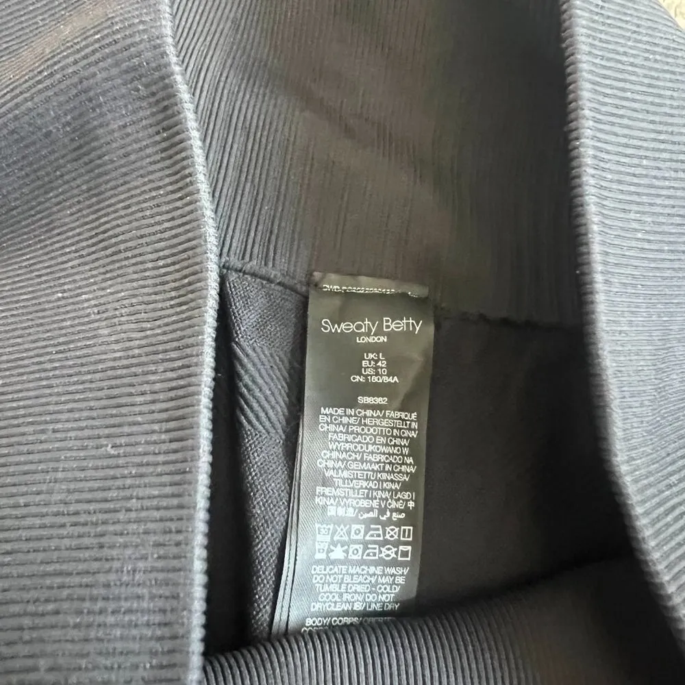 Sweaty Betty Shorts Black Athletic Tight Yoga Running Womens Size 10 - Image 4