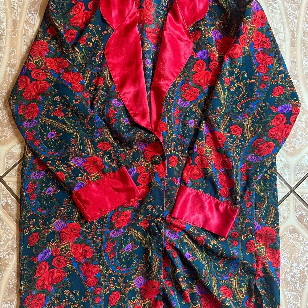 Vintage Victoria Secret Floral Red Robe - Image 5