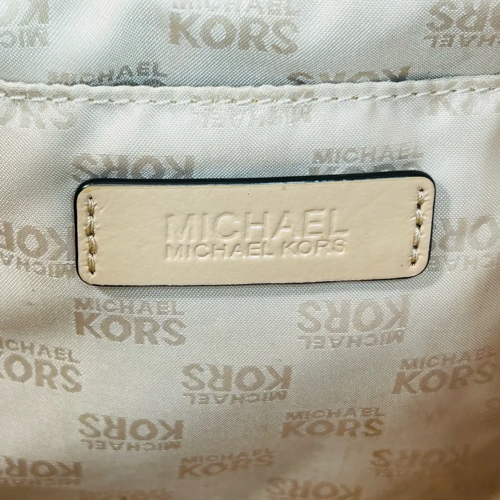 MICHAEL KORS MK Signature Jet Set Travel CARRYALL TOTE Bag Oyster Patent Leather Tan - Image 9