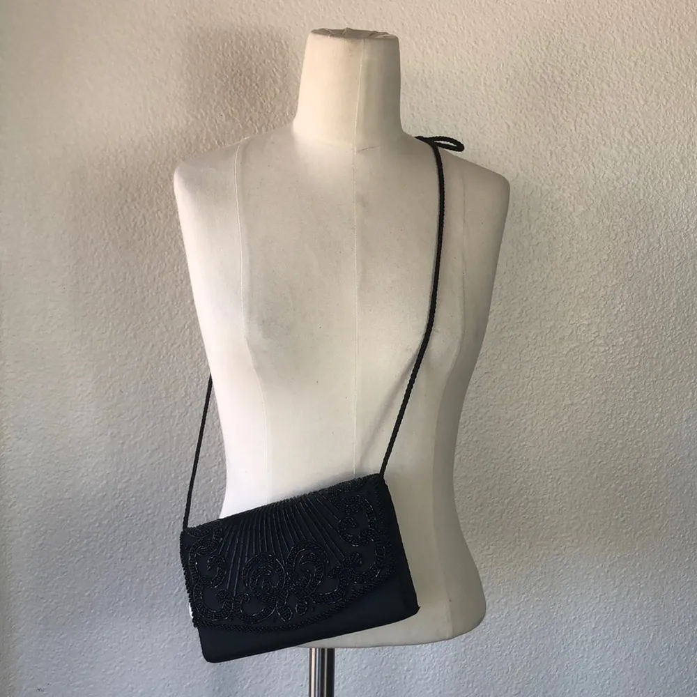 La Regale vintage purse Black - Image 2
