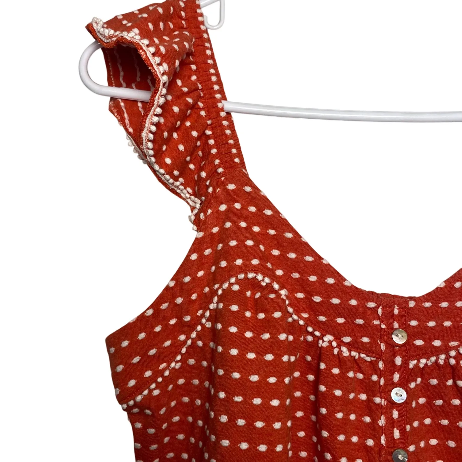 Lucky Brand M Red Orange Coral Dot Blouse Sleeveless Button Up Ruffle Top Tomato - Image 3