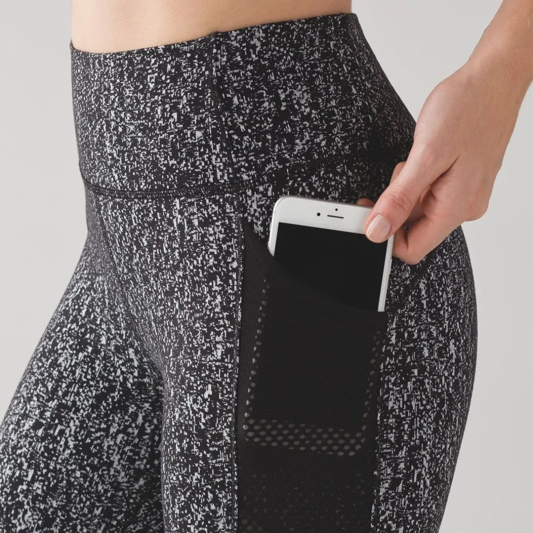 Lululemon | Lululemon Fit Physique Crop (19") Leggings in Luon Suited Jacquard - Image 3