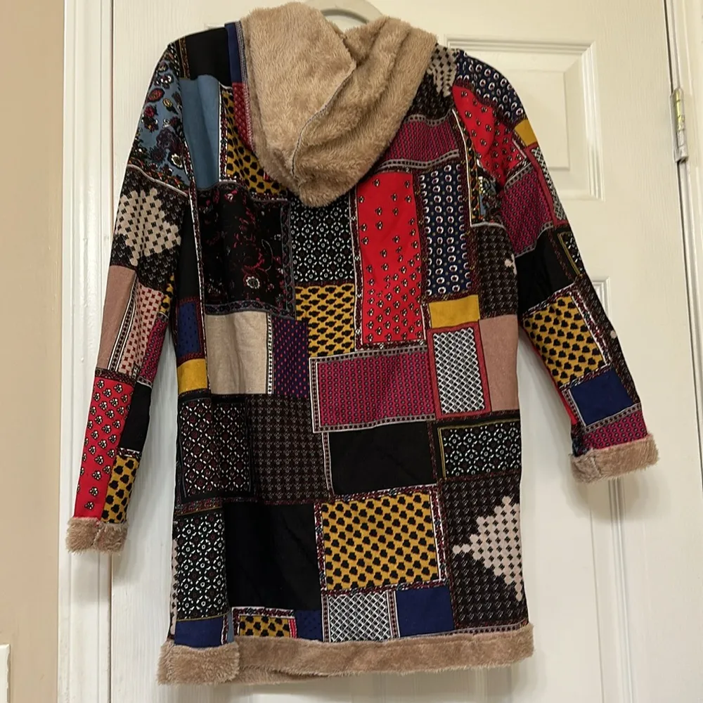 Patterned Fuzzy Lined Hoodie Jacket Tan Size M - Image 2