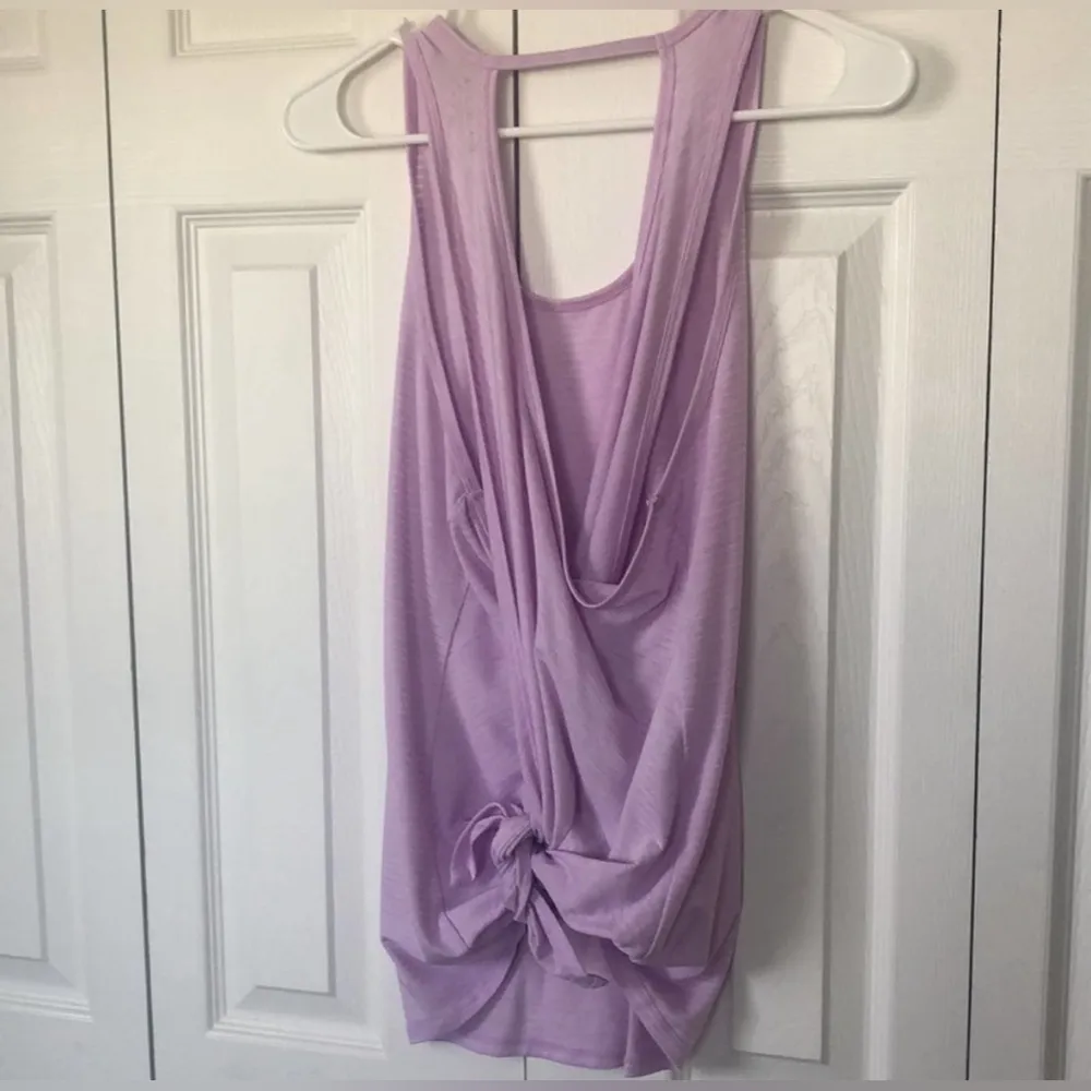 Athleta Essence Textured Stripe Tie Back Tank Top Medium - Image 10