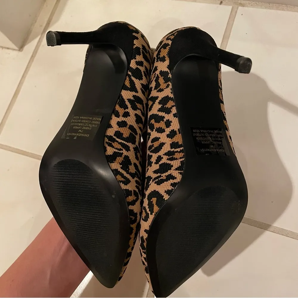 SALE STEVE MADDEN Enya Leopard Animal Print Sock Bootie Stiletto Size 7 Like New - Image 5