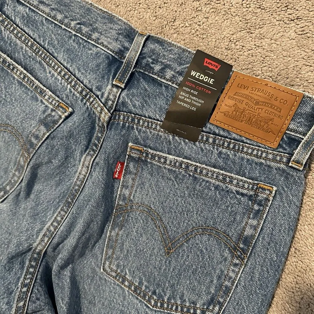 Levis 28 Wedgie Jeans Icon Athens Asleep Straight Tapered High Rise Medium Wash - Image 7