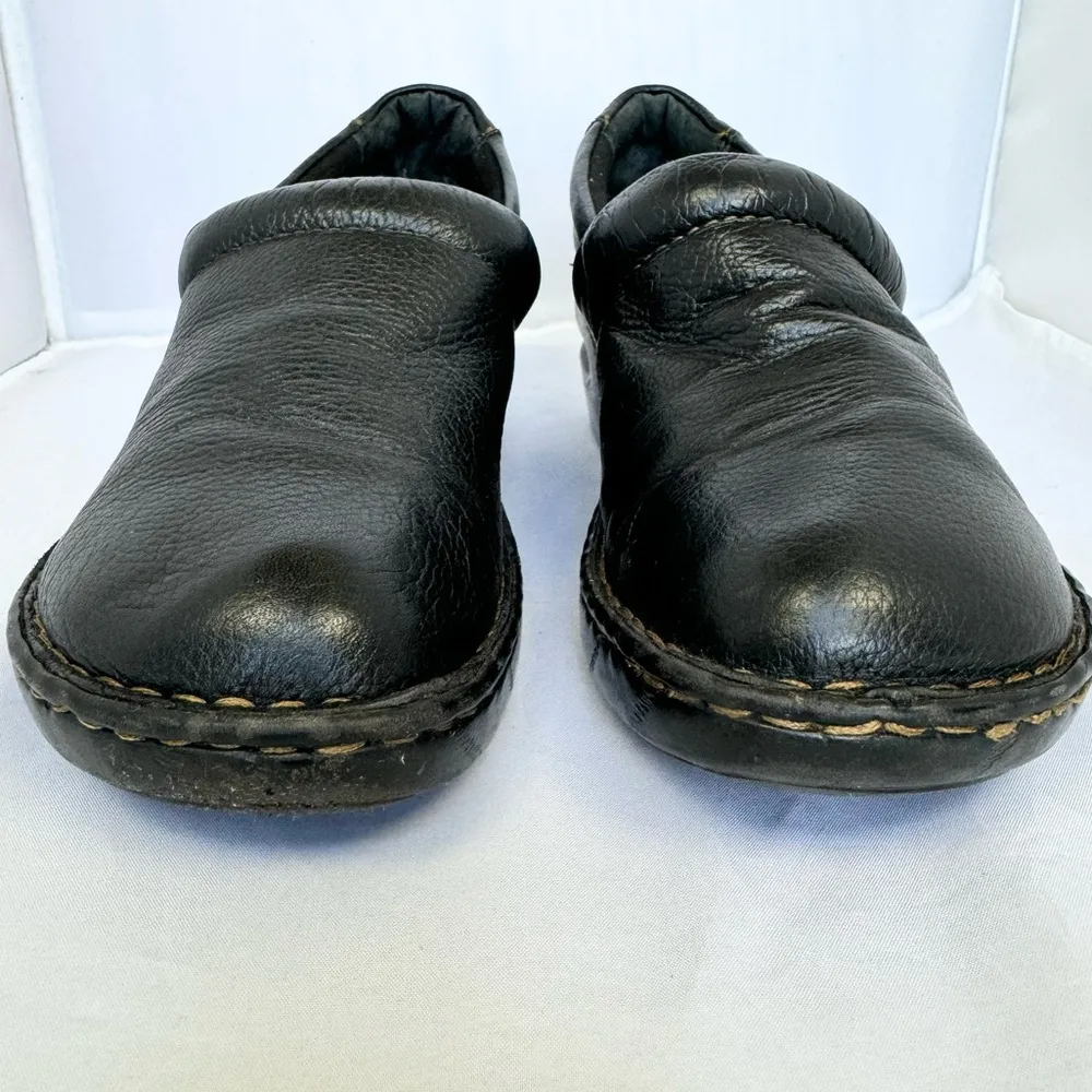 Born BOC Black Leather Slides Mules Womens Nurse Casual Shoes BC3632 Sz 8.5 - Image 6