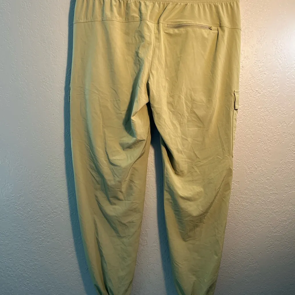 All in Motion Olive Green Leggings Comfortable Fit SZ S Long Straight-Leg Tight - Image 6