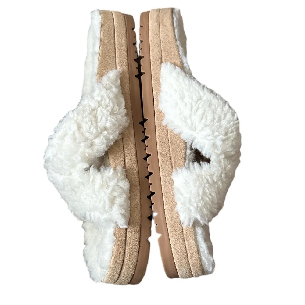 JACK ROGERS LEXI FAUX WHITE FUR CRISS CROSS OVER SANDAL SLIDES 8.5 - Image 5