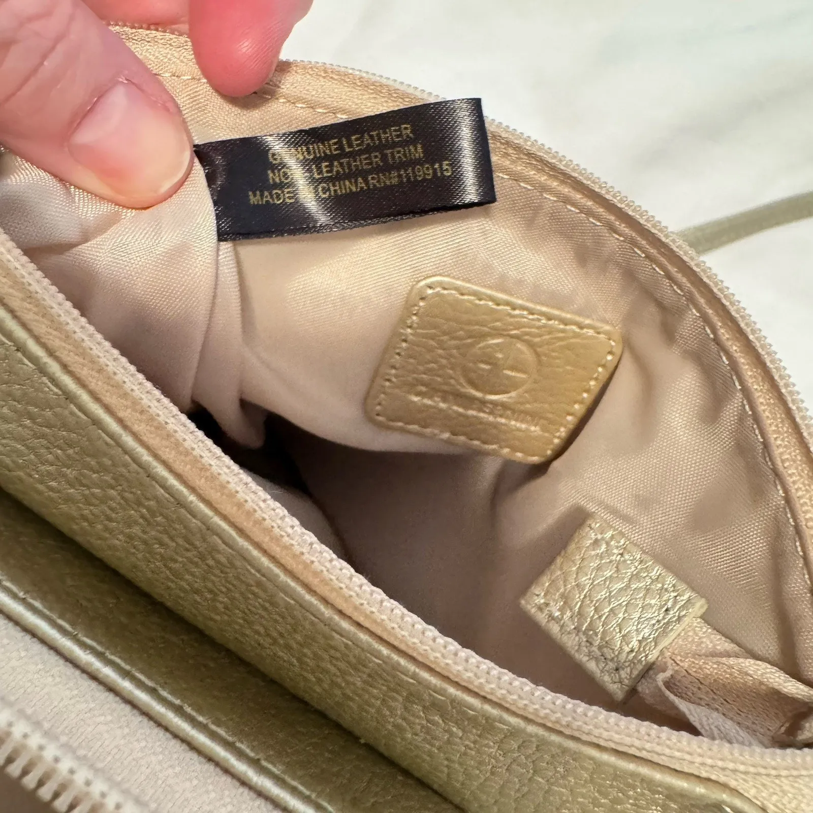 Gianni Bini Gold Leather Crossbody Organizer Bag Purse Zip Around - Image 4