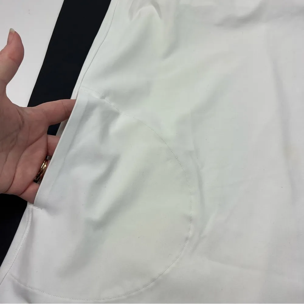 Vuori Volley Dress Womens Size Large White Two Pockets Shelf Bra Athletic *FLAW* - Image 13