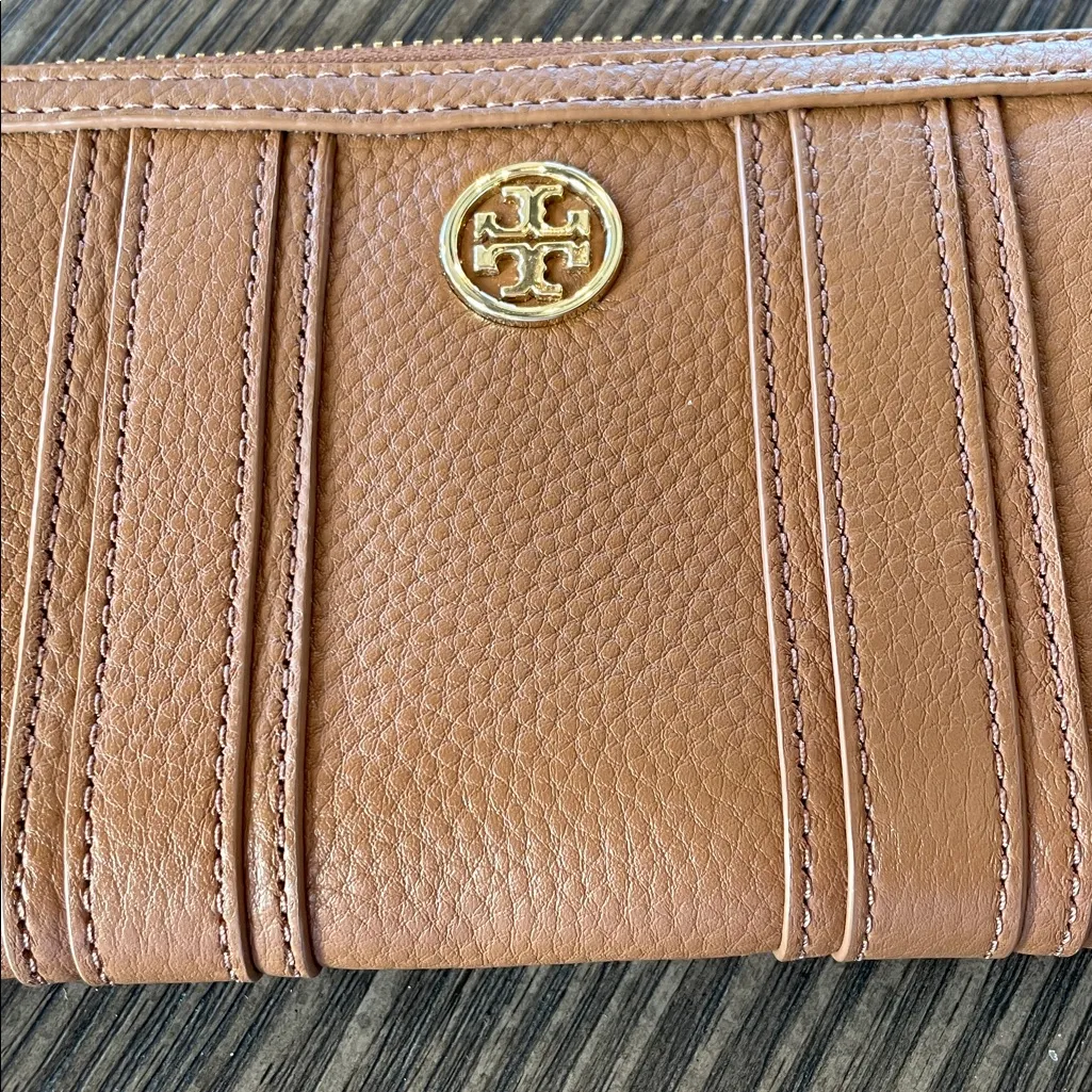 Tory Burch Landon Leather Continental Wallet NWT - Image 2
