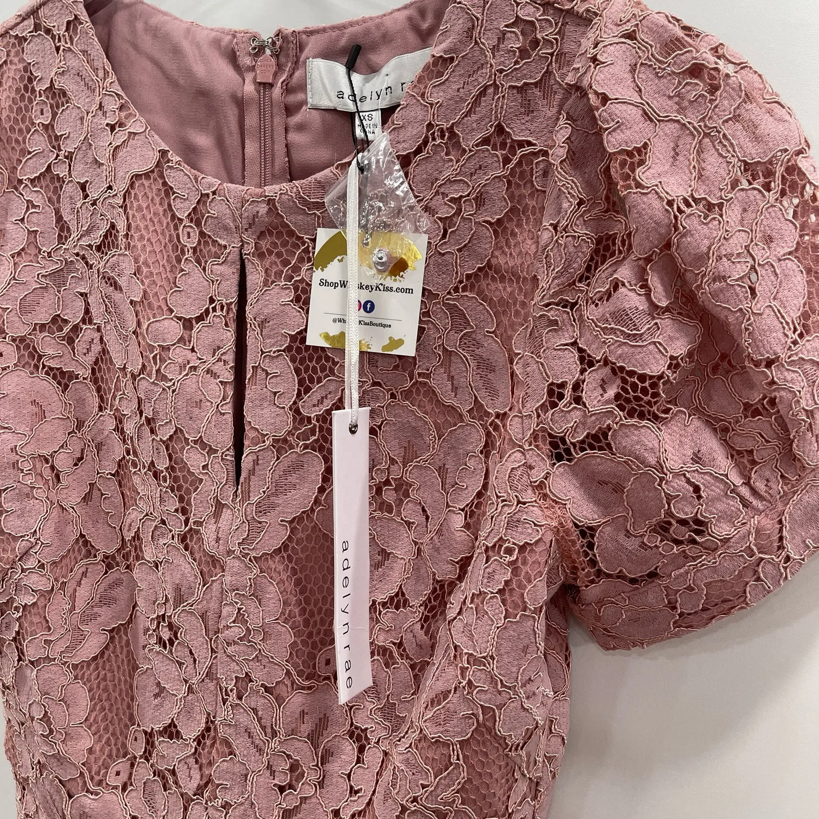 Adelyn Rae Blouse Dawn Pink Lace Peplum Size XS New With Tags - Image 8