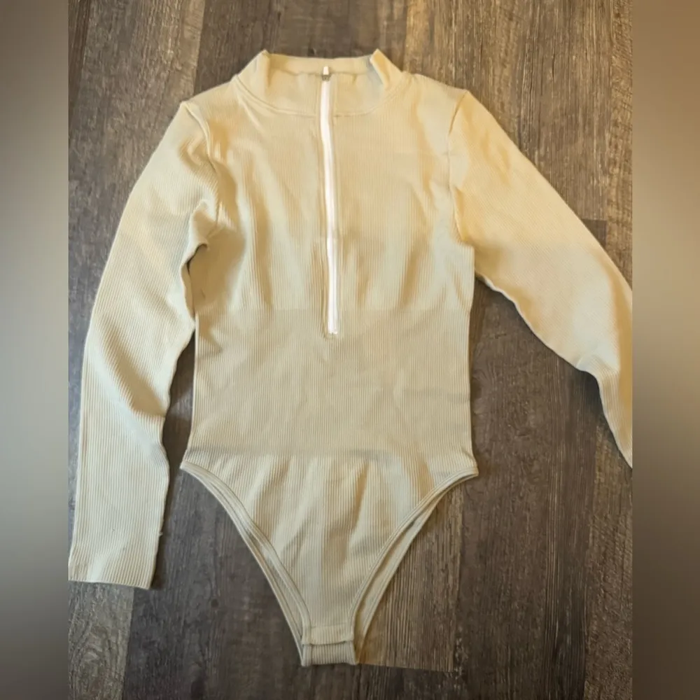 OQQ 1/2 Zip Seamless Long Sleeve Sexy Ribbed Bodysuit Large Gray - Image 3