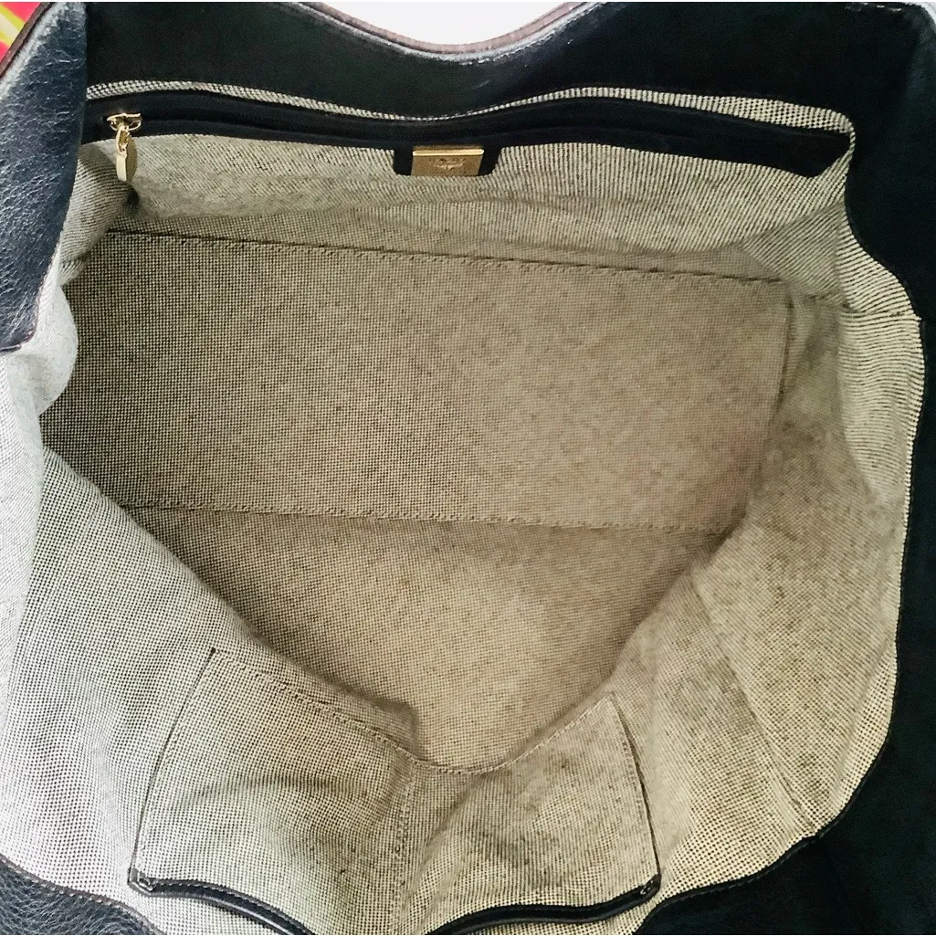 Authentic MCM GENUINE LEATHER TOTE🌹🌹🌹 - Image 6