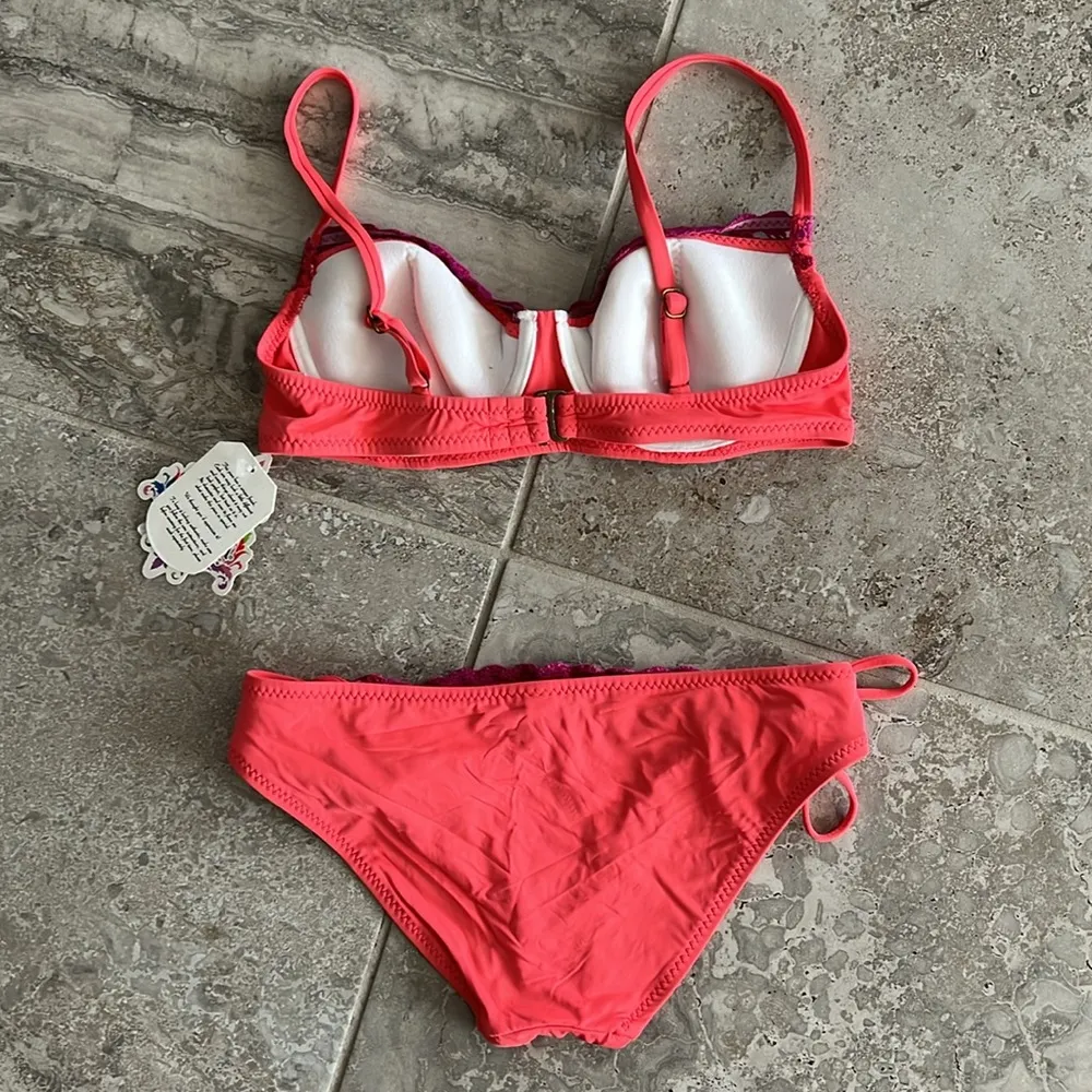 BECCA Crochet Detail 2-Piece Swimsuit, NWT Bra Size M, Bottom Size S - Image 2