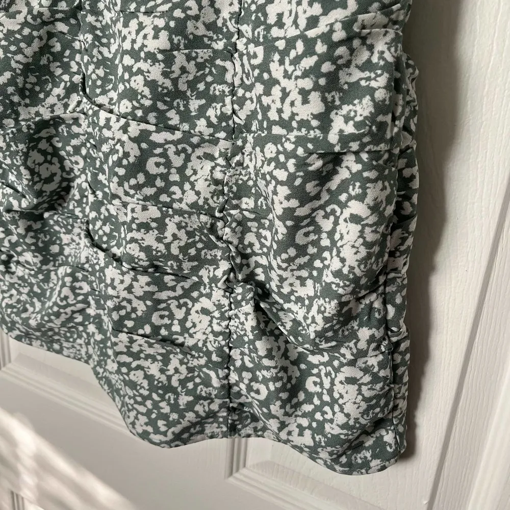 Abercrombie & Fitch Ruched Patterned Sundress - Size XS - Image 2