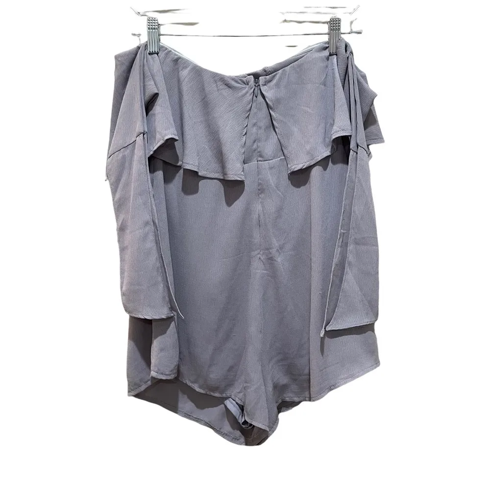 L’Atiste Strapless Romper Grey Size Medium - Image 8