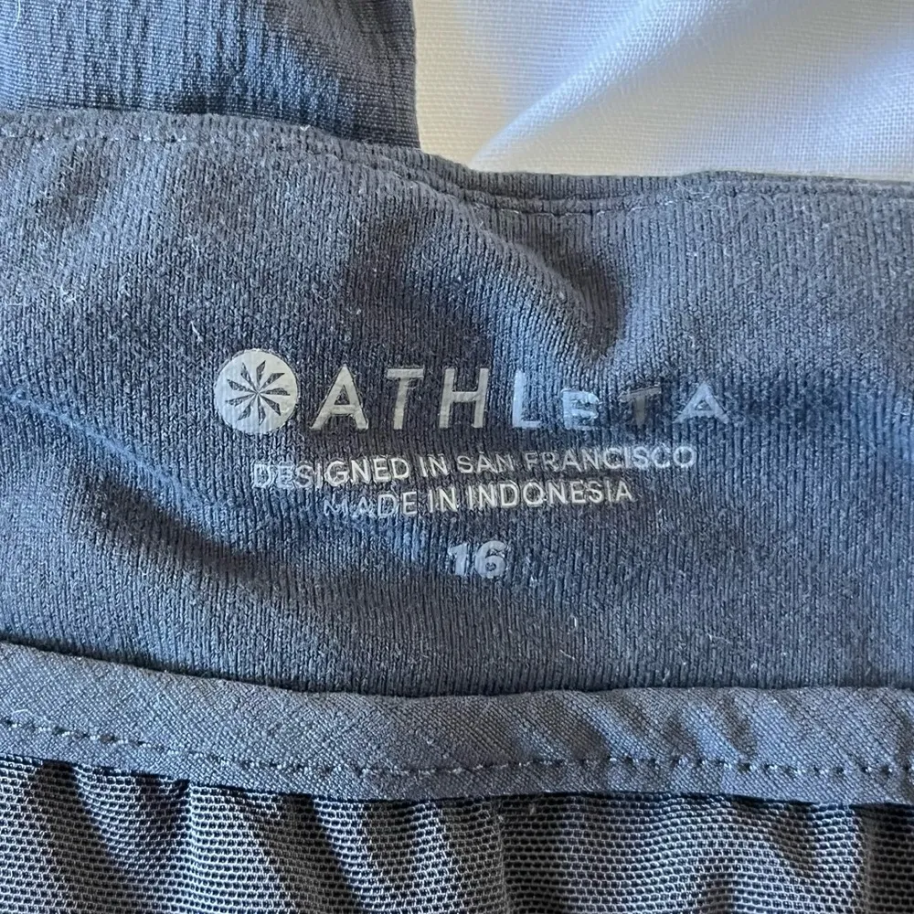 Athleta Women’s Trekkie Jogger in Light Charcoal Grey Color. SIZE 16 - Image 6