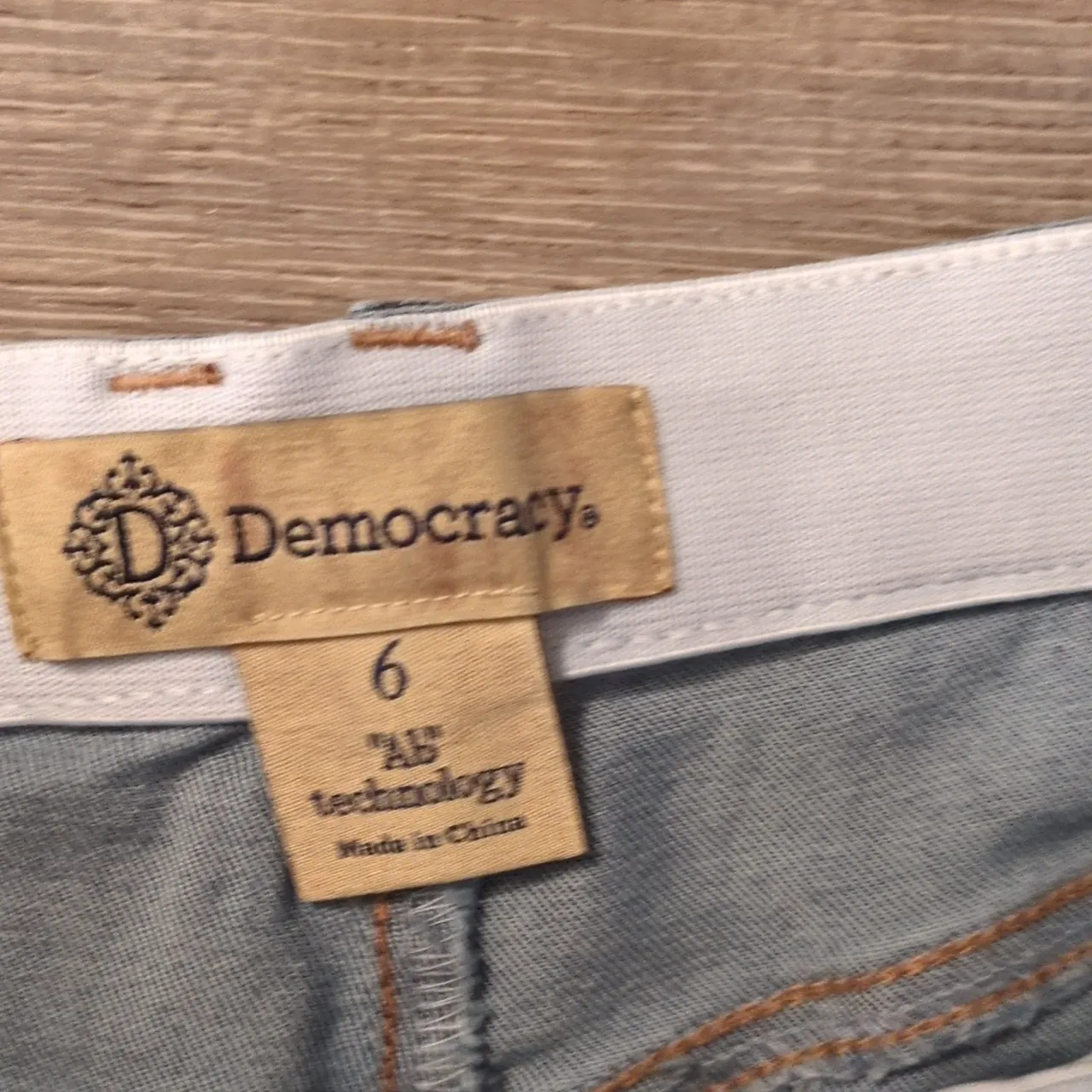 Democracy Ab Technology Raw Hem Shorts Size 6 - Image 3