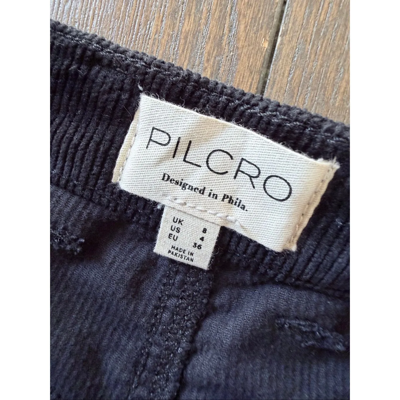 PILCRO The Madi Front-Slit Corduroy Skirt - Black Size 4 - Image 4