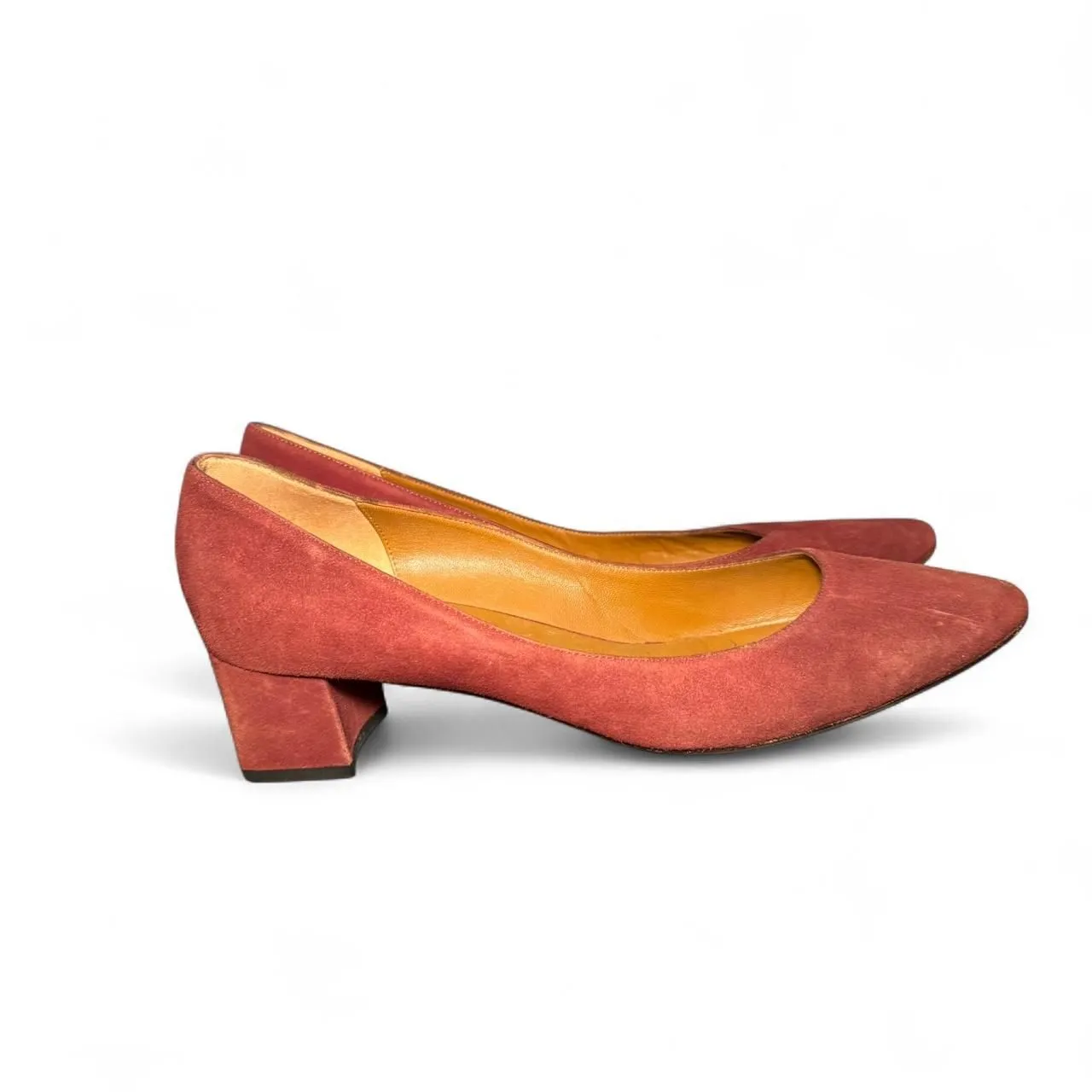 Aquatalia Women’s Size 10 Round Toe Block Heel Pumps Rust Suede Made in Italy - Image 2