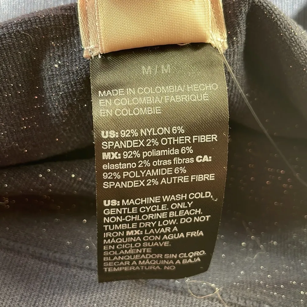 NWOT Chicos Zenergy seamless super comfy metallic leggings - Image 7