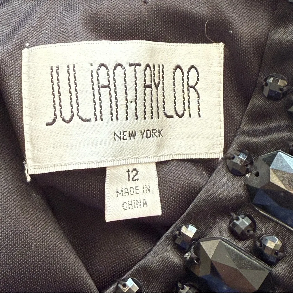 Julian Taylor Black Swing Evening Dress Pleated Neck Jeweled Trim Size 12 Event - Image 5