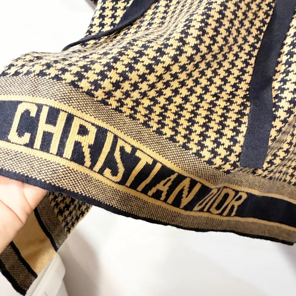 Christian Dior Houndstooth Wool Cashmere Poncho Sweater Size 6 Hooded Knit Cape - Image 3