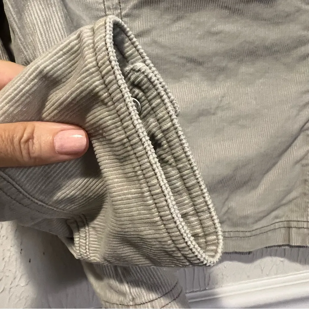 Columbia Tan Corduroy Jacket size small - Image 7