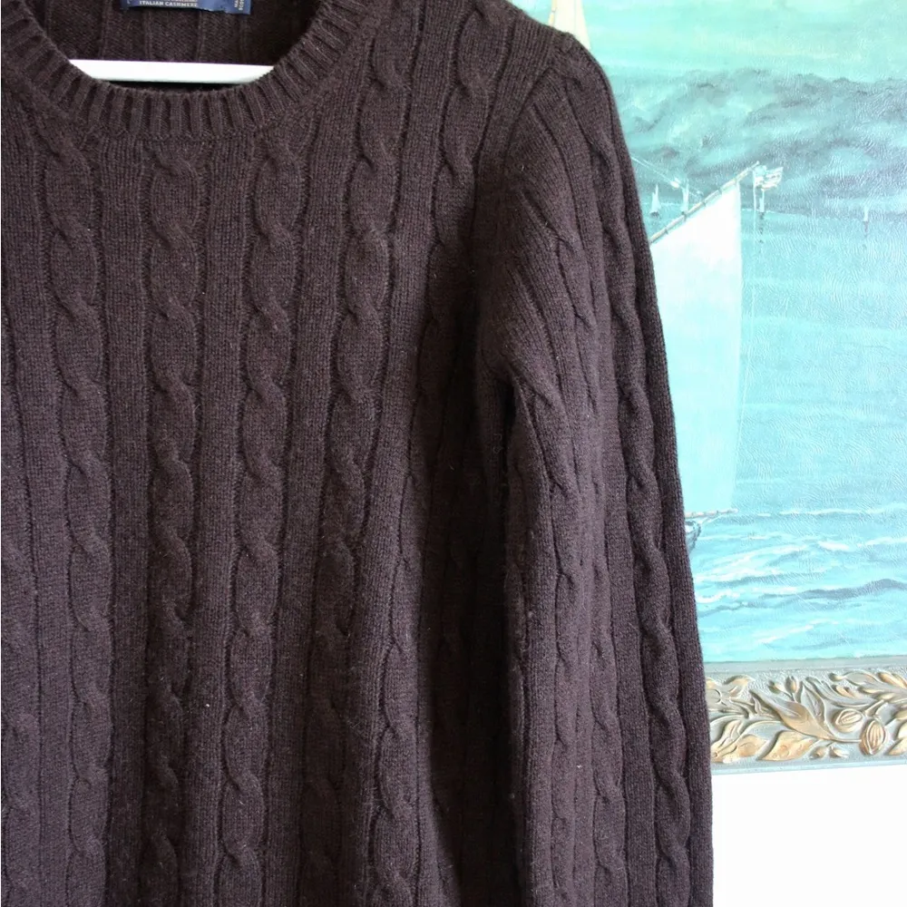 Brooks Brothers brown cashmere sweater, size small - Image 3