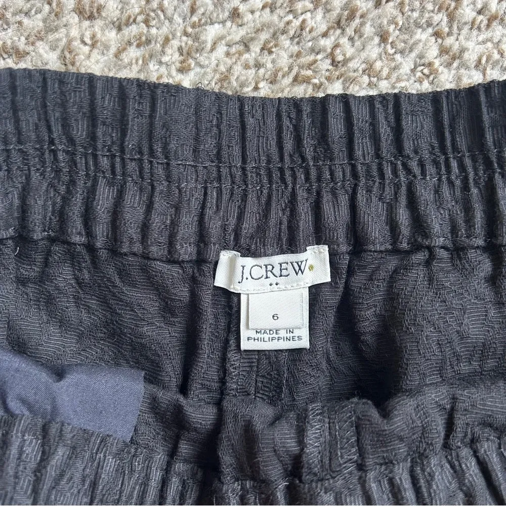 🦋 J. Crew Factory Black Dress Shorts 6 Neutral Vacation Formal Casual - Image 2