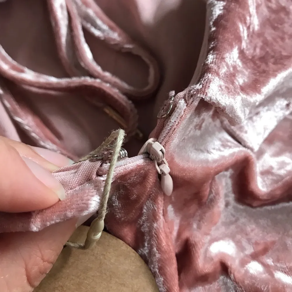 👒Essue Blush Pink Crushed Velvet Short Dress Size L - Image 7