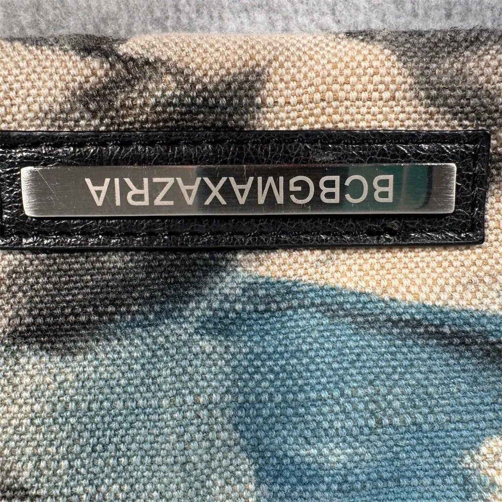 BCBGMAXAZRIA Y2K Clutch Tie-Dye Canvas and Leather - Image 5