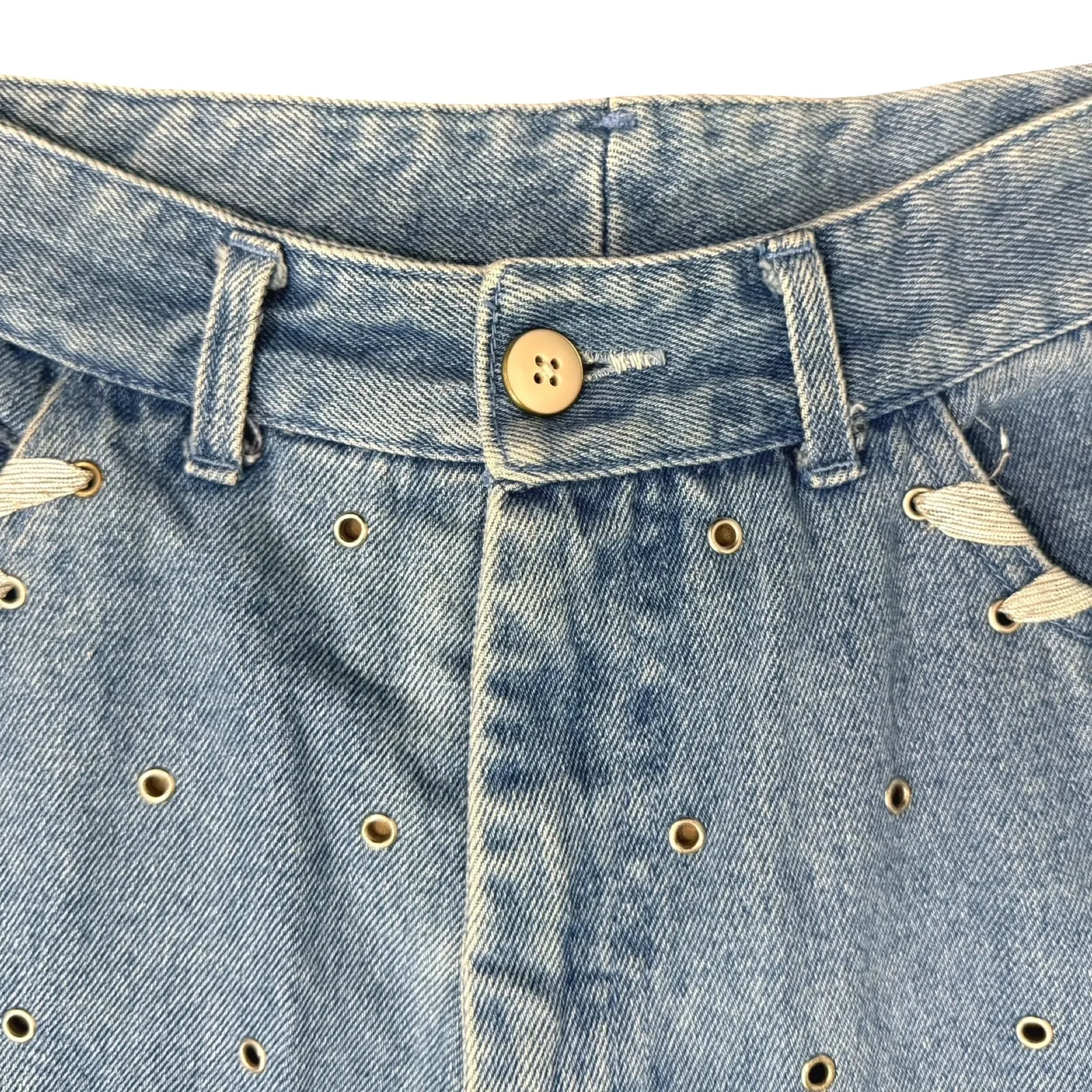 Vintage 90s Grommet Silver Ribbon Light Wash Blue High Rise Mom Jeans size 6 - Image 7
