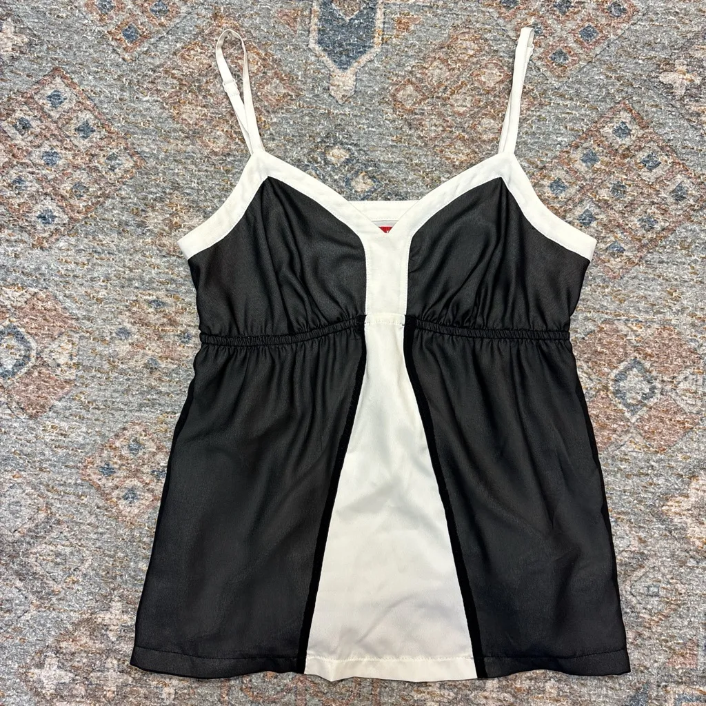 Elle  Black and White Chemise - Image 2