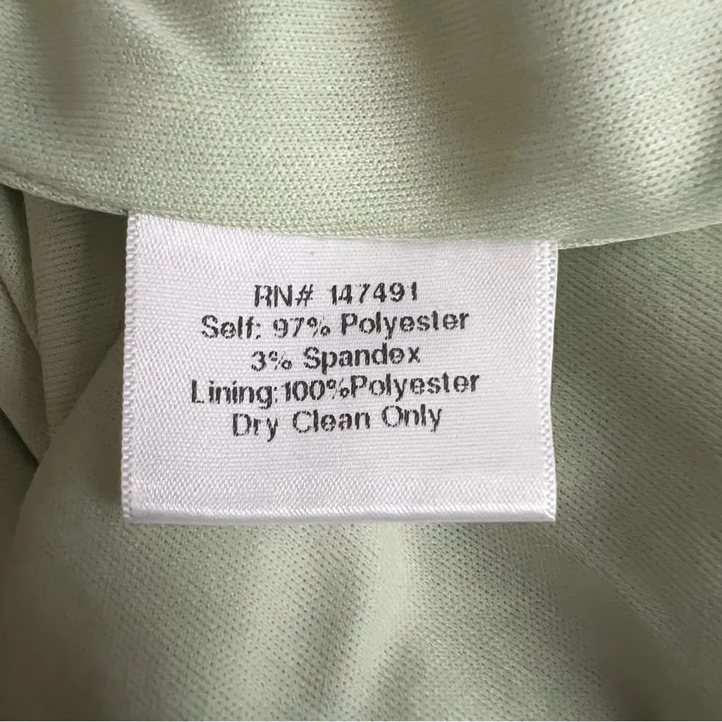 Katie May Women’s Liu Off Shoulder Light Green Twist Front Formal Maxi Dress S - Image 9