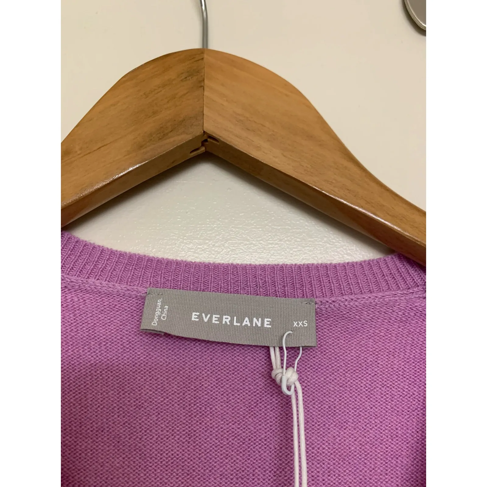 Everlane 100% Cashmere Mauve Pink V-neck Sweater Oversized XXS NWT - Image 4
