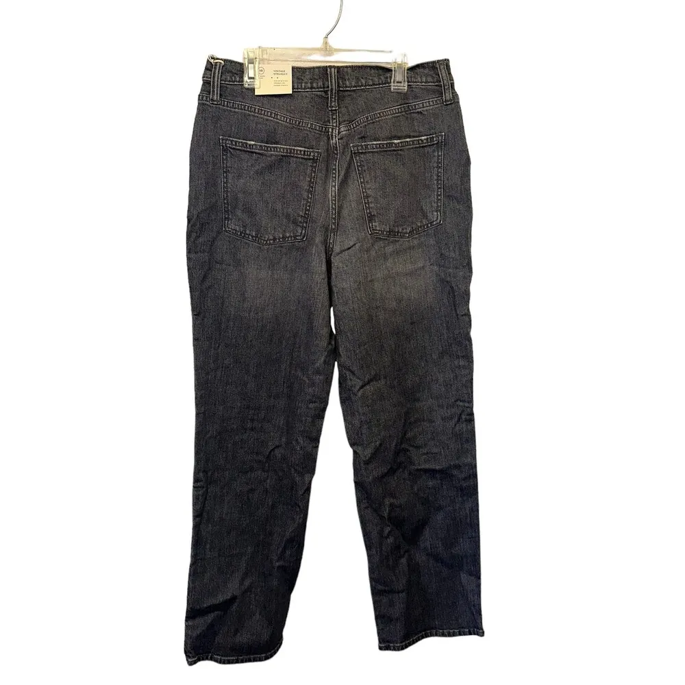 NWT Universal Thread Vintage Straight Distressed Denim Jeans Short - Image 2