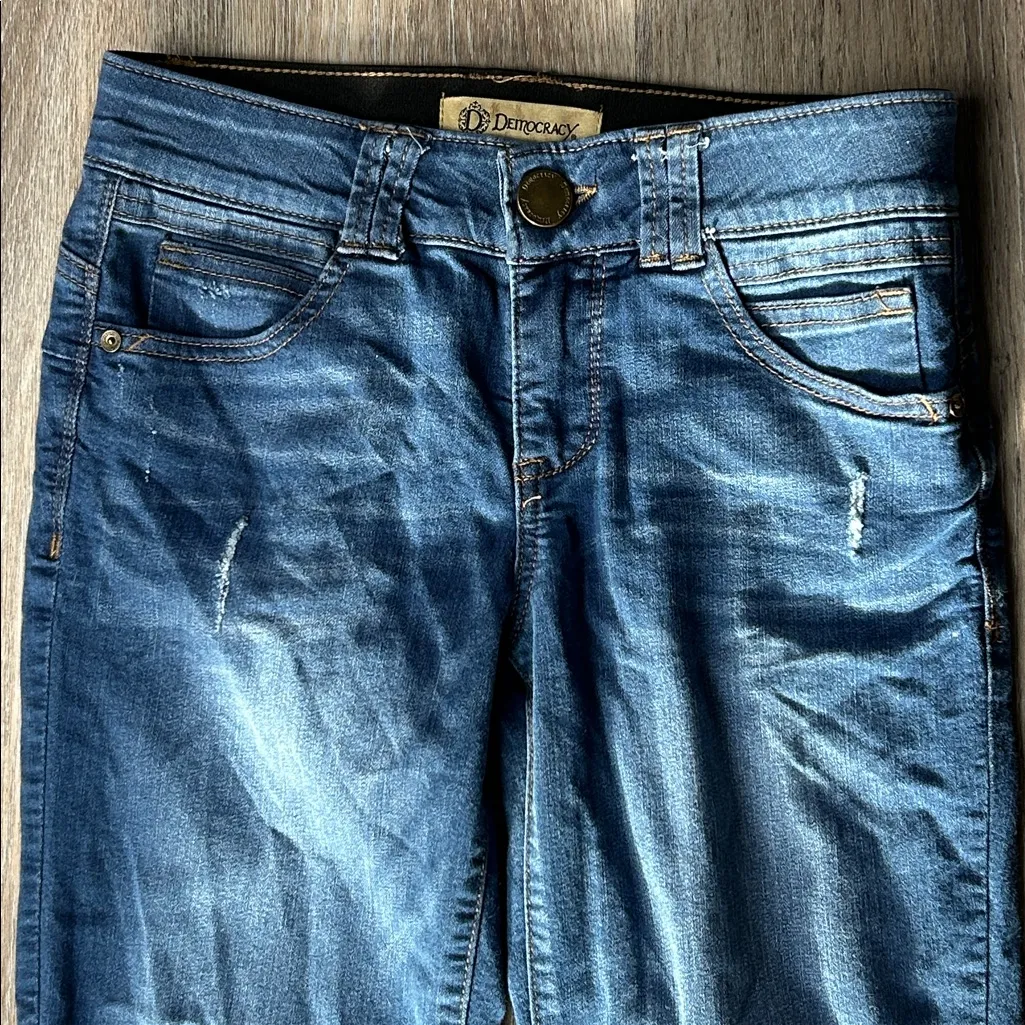 Democracy  “Ab Technology” Ankle Jeans Size 2 - Image 4